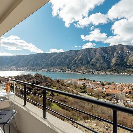 Lana Sea View Apartment Kotor Kültér fotó