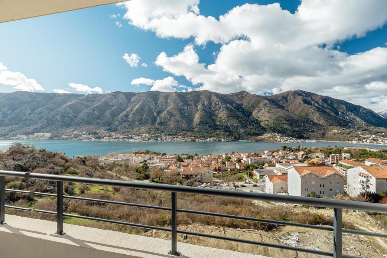 Lana Sea View Apartment Kotor Kültér fotó