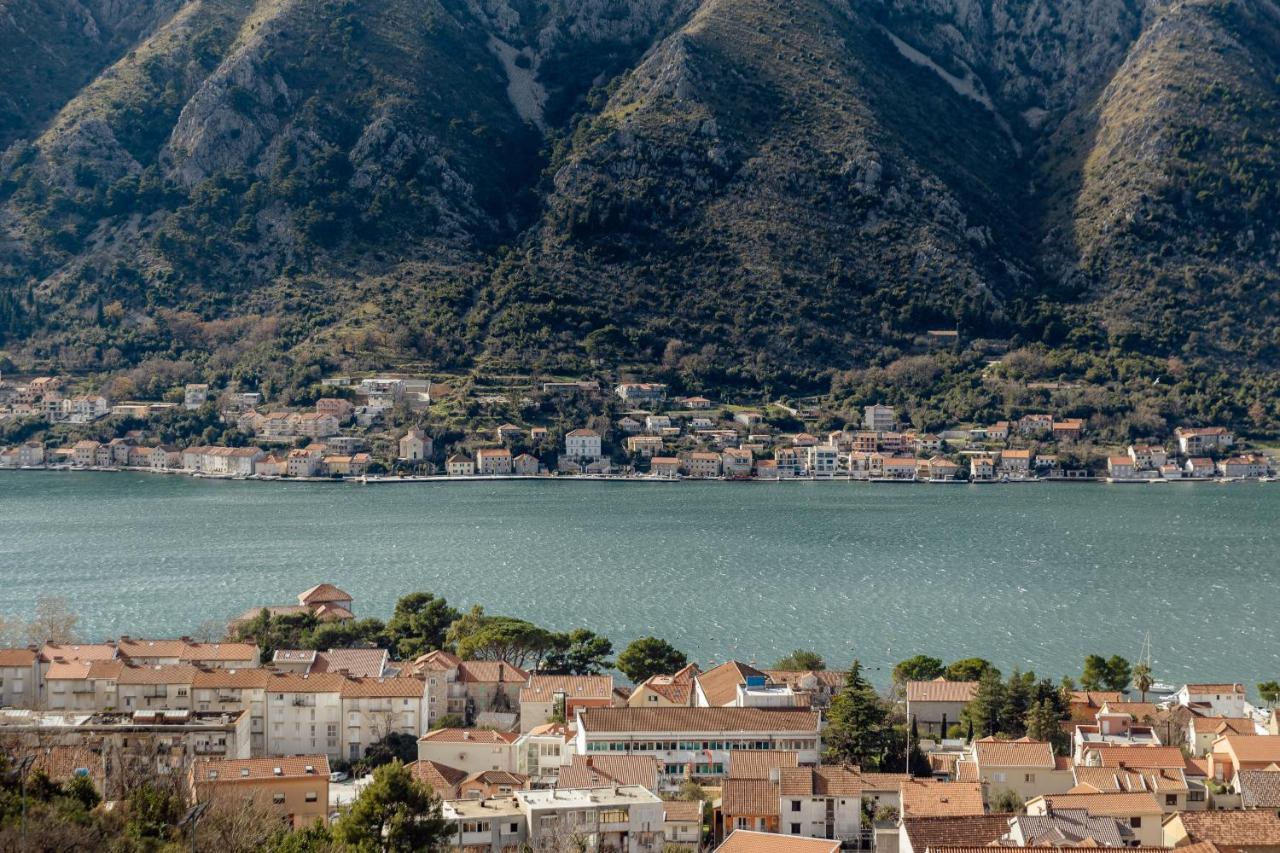 Lana Sea View Apartment Kotor Kültér fotó